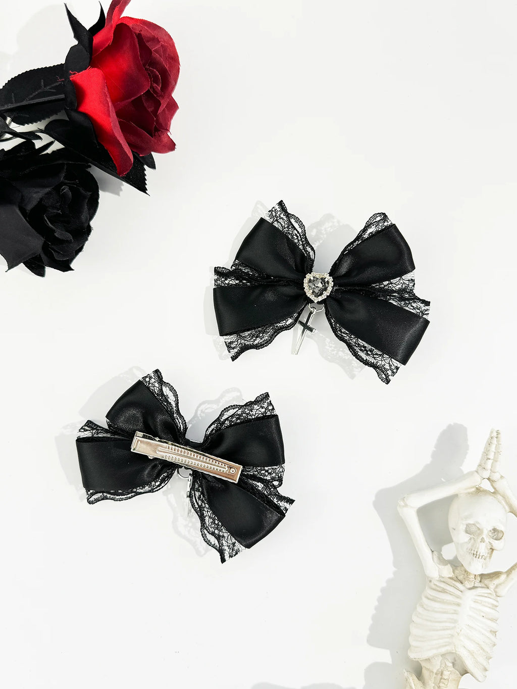 Varenzi Gothic Heart Lace Bow Hair Clip Set — Lolita Sweet-Edge Duo